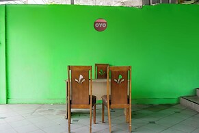 SPOT ON 93840 Guest House Amanda Syariah