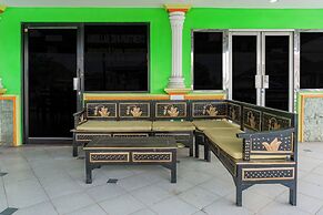 SPOT ON 93840 Guest House Amanda Syariah