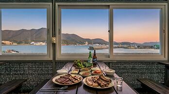 Tongyeong Haegando Pension