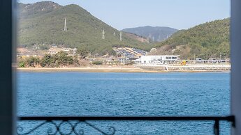 Tongyeong Haegando Pension