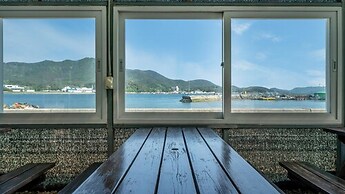 Tongyeong Haegando Pension