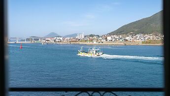 Tongyeong Haegando Pension