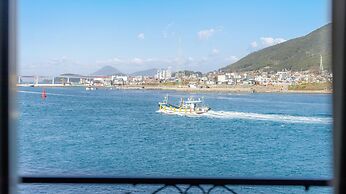 Tongyeong Haegando Pension
