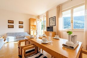 Peaceful Apartment In Deiva Marina