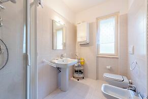 Peaceful Apartment In Deiva Marina