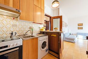 Peaceful Apartment In Deiva Marina