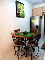 Chateau's Tranquil Apartments