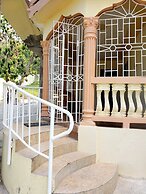 Chateau's Tranquil Apartments