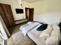 Akhdar Apartments