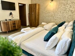 Akhdar Apartments