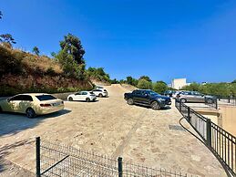 Akhdar Apartments