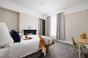 Luxurious 4 Bed House - Sleeps 8