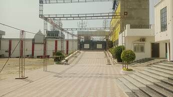 Goroomgo Gautam Garden Varanasi