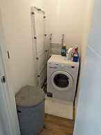 Adelphi Townhouse Contemporary 2 Bed 1 Bath 1 WC