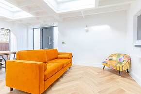 Luxuriously Compact 1BD Eco Home Clapham Common!