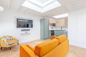 Luxuriously Compact 1BD Eco Home Clapham Common!