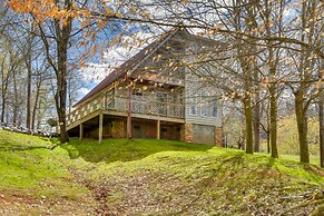 Peaceful Guntersville Cabin: Fire Pit, Near Lake!