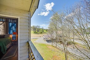 Peaceful Guntersville Cabin: Fire Pit, Near Lake!