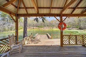 Quiet Guntersville Cottage Near Lake: Boat Parking