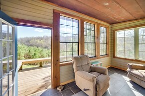 Quiet Guntersville Cottage Near Lake: Boat Parking