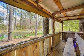 Quiet Guntersville Cottage Near Lake: Boat Parking