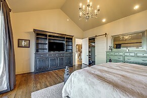 Hot Tub & Water Views: Lake Glenville Home!