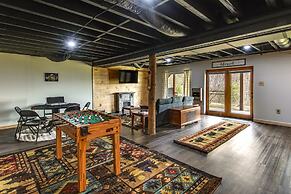 Lock Haven Cabin w/ Wood Stove & Mountain View!