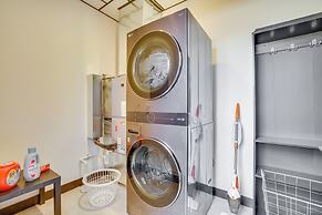 Modern, Open-concept Apartment: Downtown Cashton!