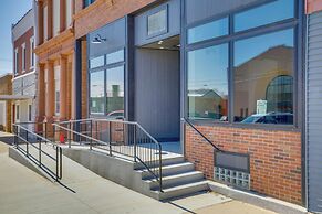 Modern, Open-concept Apartment: Downtown Cashton!