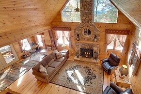 Picturesque Clayton Cabin w/ Mountain Views!