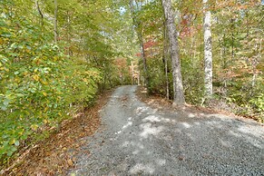Picturesque Clayton Cabin w/ Mountain Views!