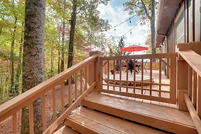 Picturesque Clayton Cabin w/ Mountain Views!
