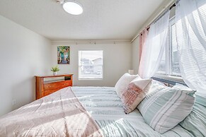 Cozy Anchorage Apartment w/ Mountain Views