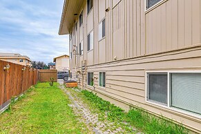 Cozy Anchorage Apartment w/ Mountain Views