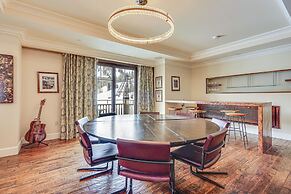 Luxe Ski-out Park City Condo w/ Mtn Views
