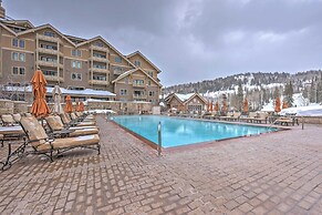 Luxe Ski-out Park City Condo w/ Mtn Views