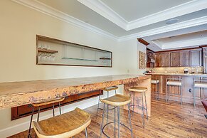 Luxe Ski-out Park City Condo w/ Mtn Views