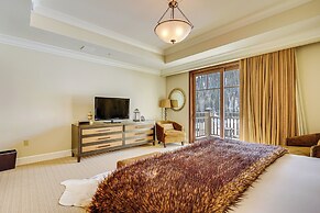 Luxe Ski-out Park City Condo w/ Mtn Views