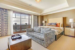 Luxe Ski-out Park City Condo w/ Mtn Views