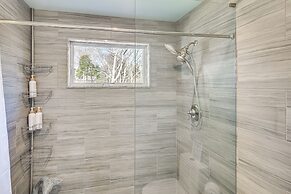 Cozy Rhode Island Retreat w/ Yard, Near Beaches!