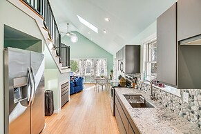 Cozy Rhode Island Retreat w/ Yard, Near Beaches!