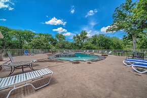 Ww E202 Schlitterbob Hideaway 3 Bedroom Condo by RedAwning