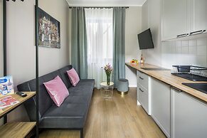 Garden House Apartments