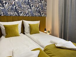 Garden House Apartments