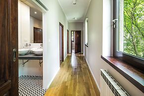 Garden House Apartments