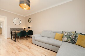 Unique Apartment in Warsaw by Renters