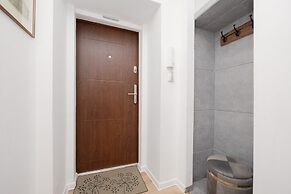 Unique Apartment in Warsaw by Renters