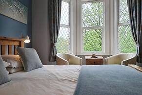 Rowcroft Lodge