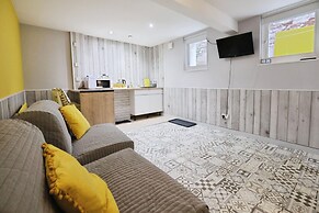 Rowcroft Lodge