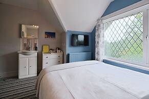 Rowcroft Lodge